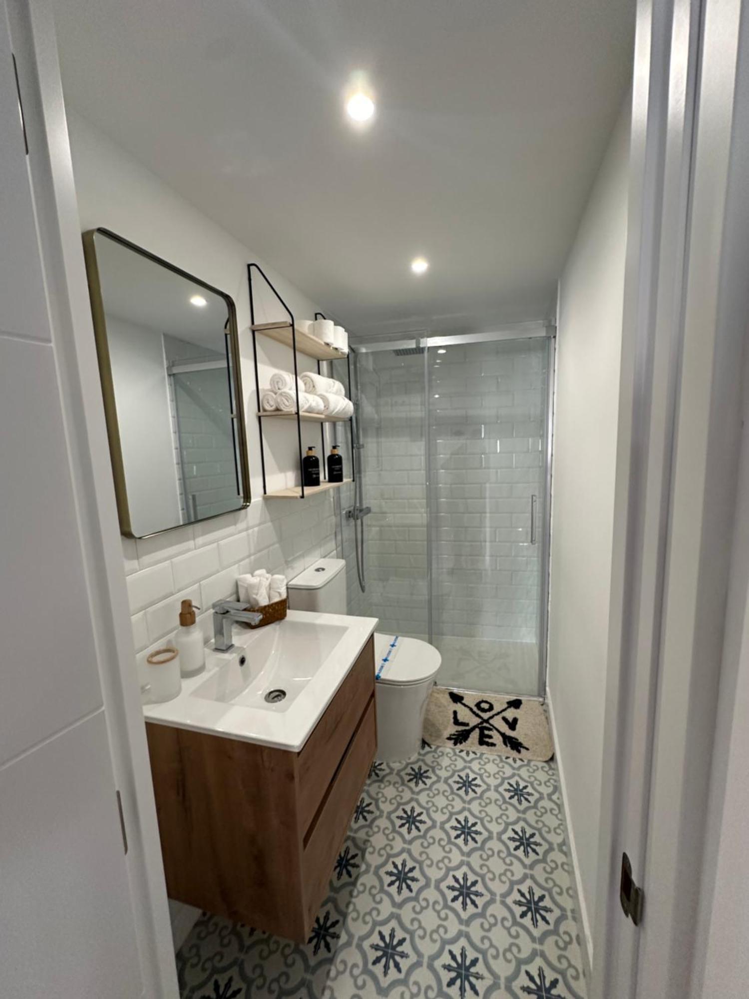 קודילרו Apartamentos Urbanin I Plaza Ayuntamiento מראה חיצוני תמונה